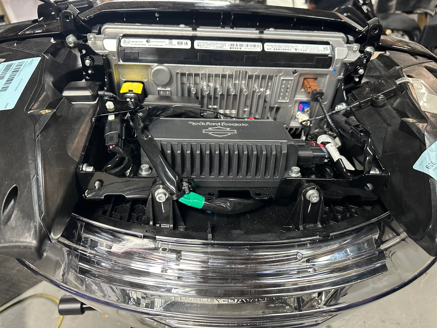 NVS AUDIO 2024 and up Plug and play T harness to add dsp or amplifier 2025 / 2024 / 2023.5 Harley cvo (just the harness )