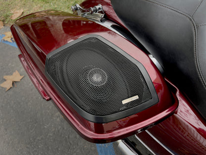 HD14.SBS | Cut Kit with Grills to Install 6×9″ Speakers 2014-2023