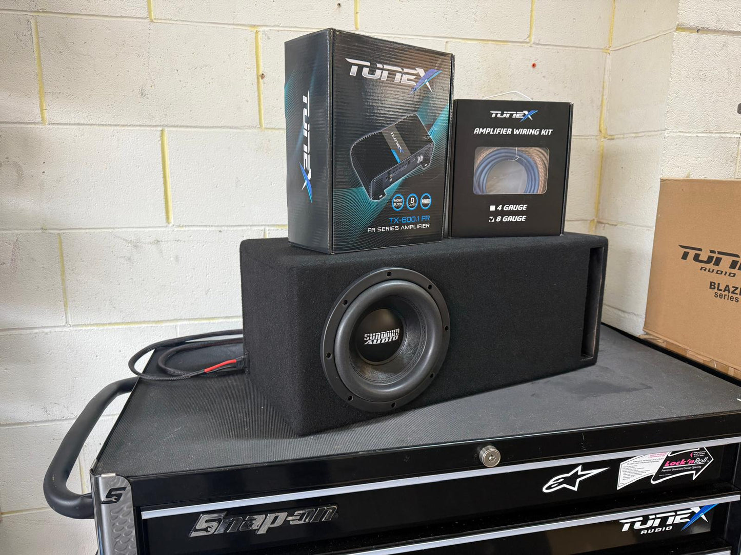 Sundown 8Inch Subwoofer Ported Box and Amplifier Combo